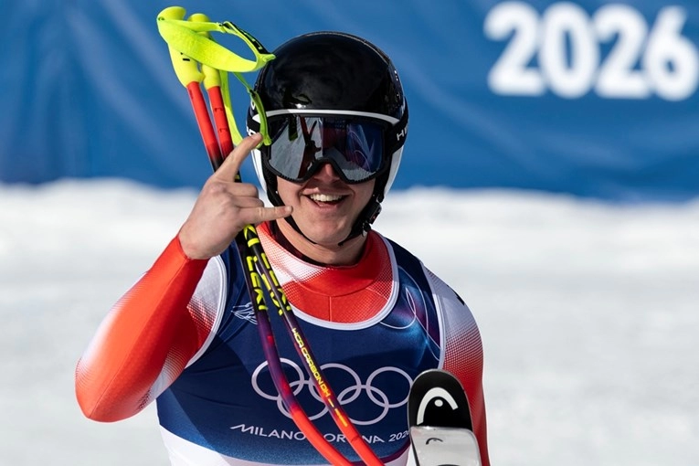 Franjo von Allmen osvojio zlato u spustu, debakl Odermatta